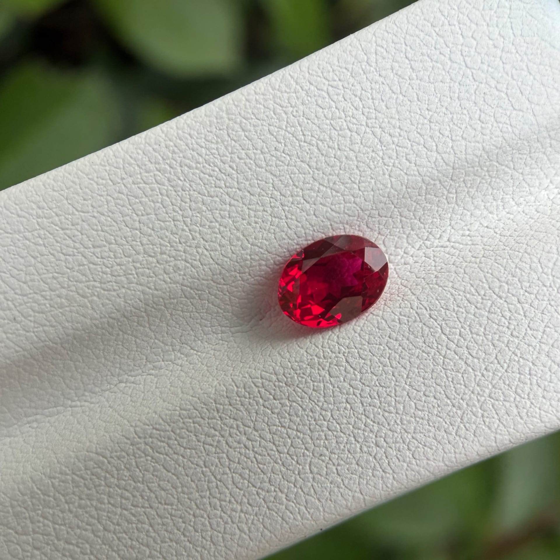 Eye-clean 1.70ct vivid red oval lab-grown ruby — premium corundum for wholesale buyers for wholesale